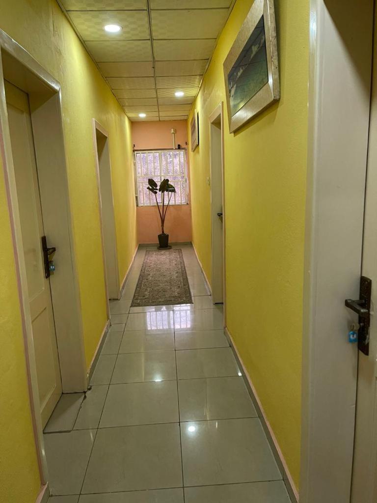Sky Inn Hotel Фрийтаун Екстериор снимка